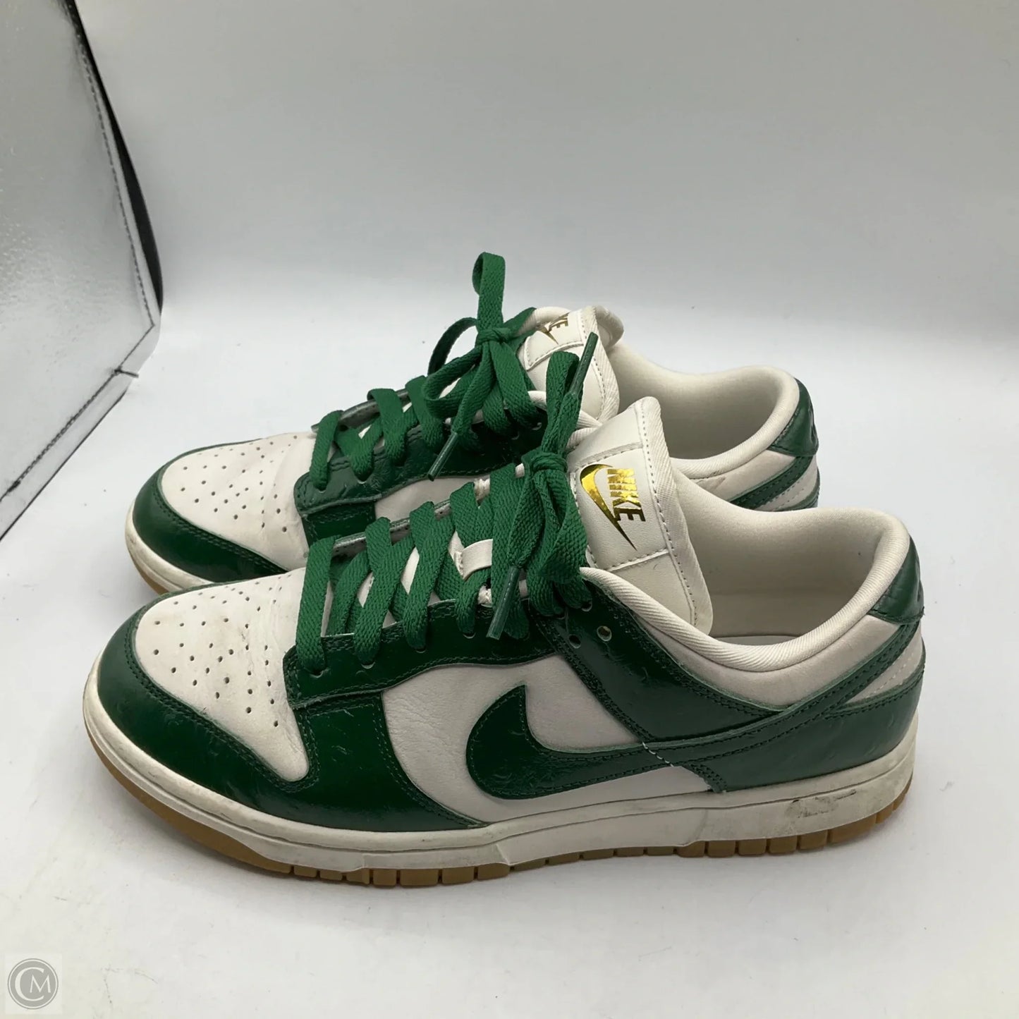Shoes Sneakers By Nike In Green, Size: 7.5