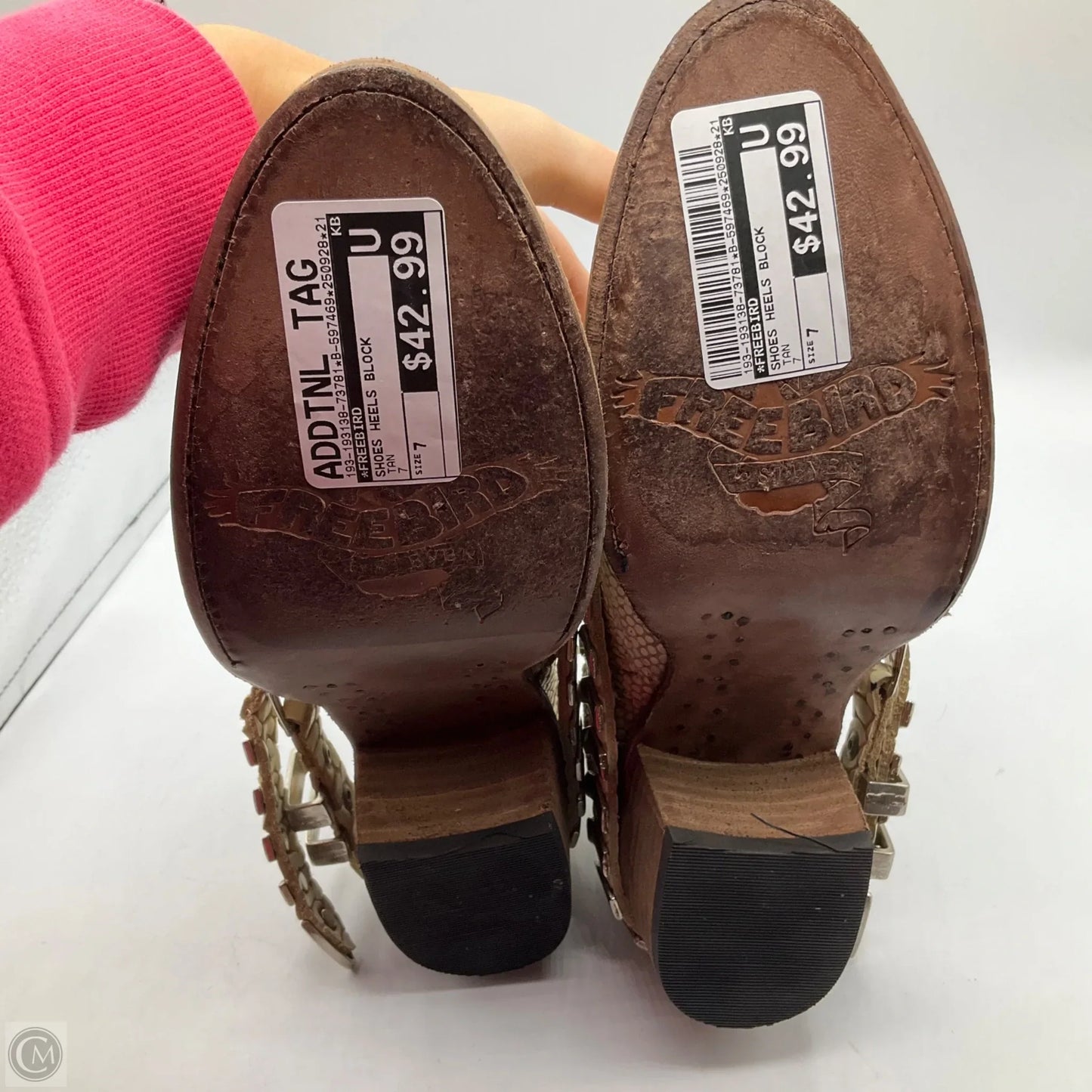 Shoes Heels Block By Freebird In Tan, Size: 7