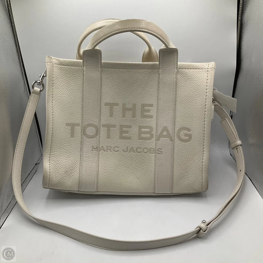 Handbag Luxury Designer By Marc Jacobs, Size: Medium