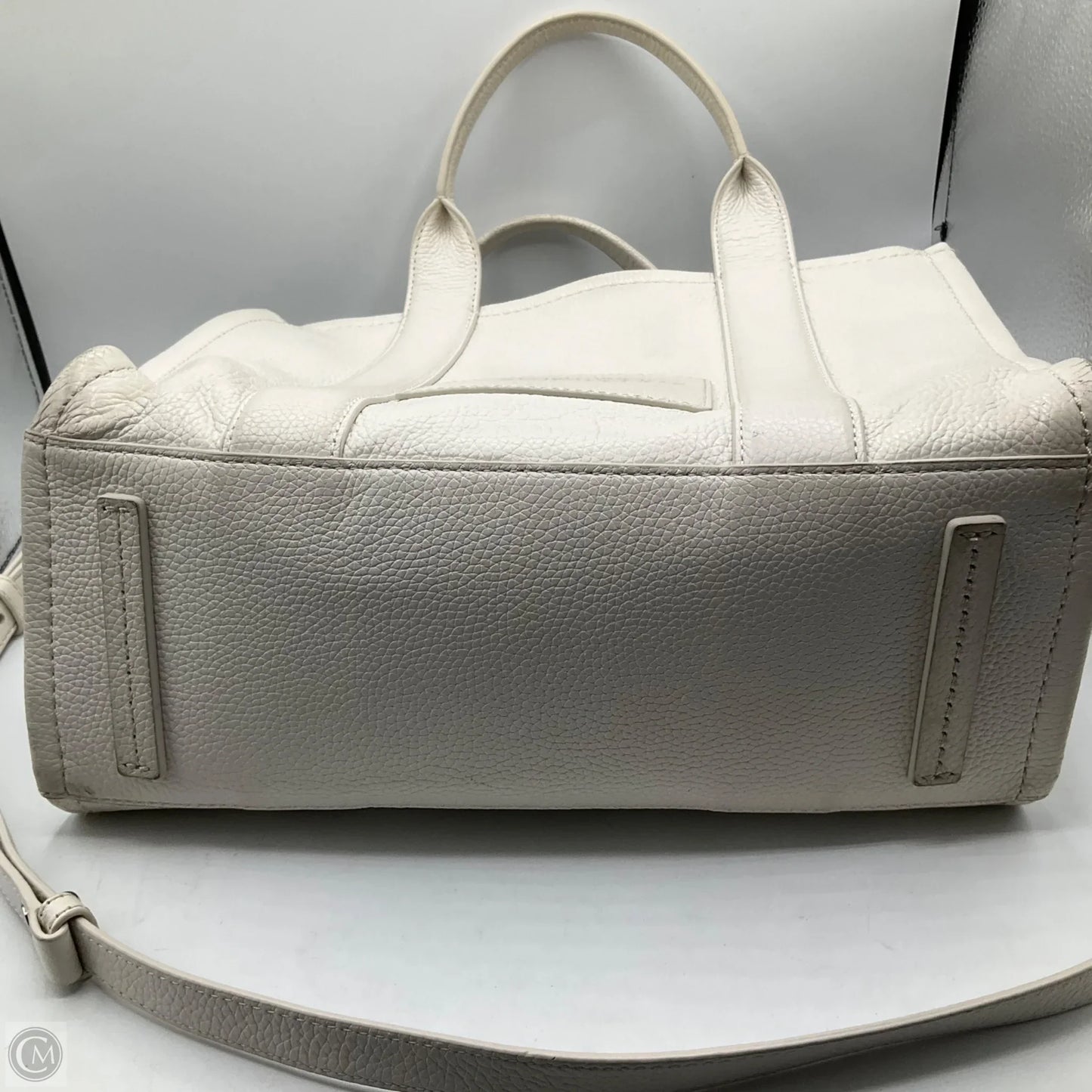 Handbag Luxury Designer By Marc Jacobs, Size: Medium