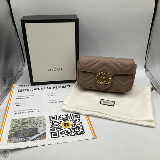 Crossbody Luxury Designer By Gucci, Size: Small