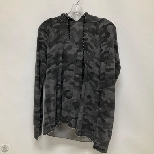 Sweatshirt Hoodie By Sundry In Camouflage Print, Size: S
