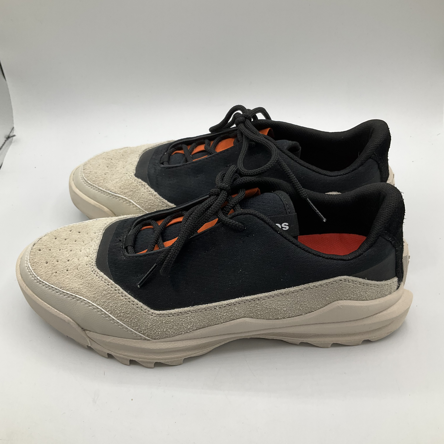Shoes Sneakers By Sorel  Size: 10