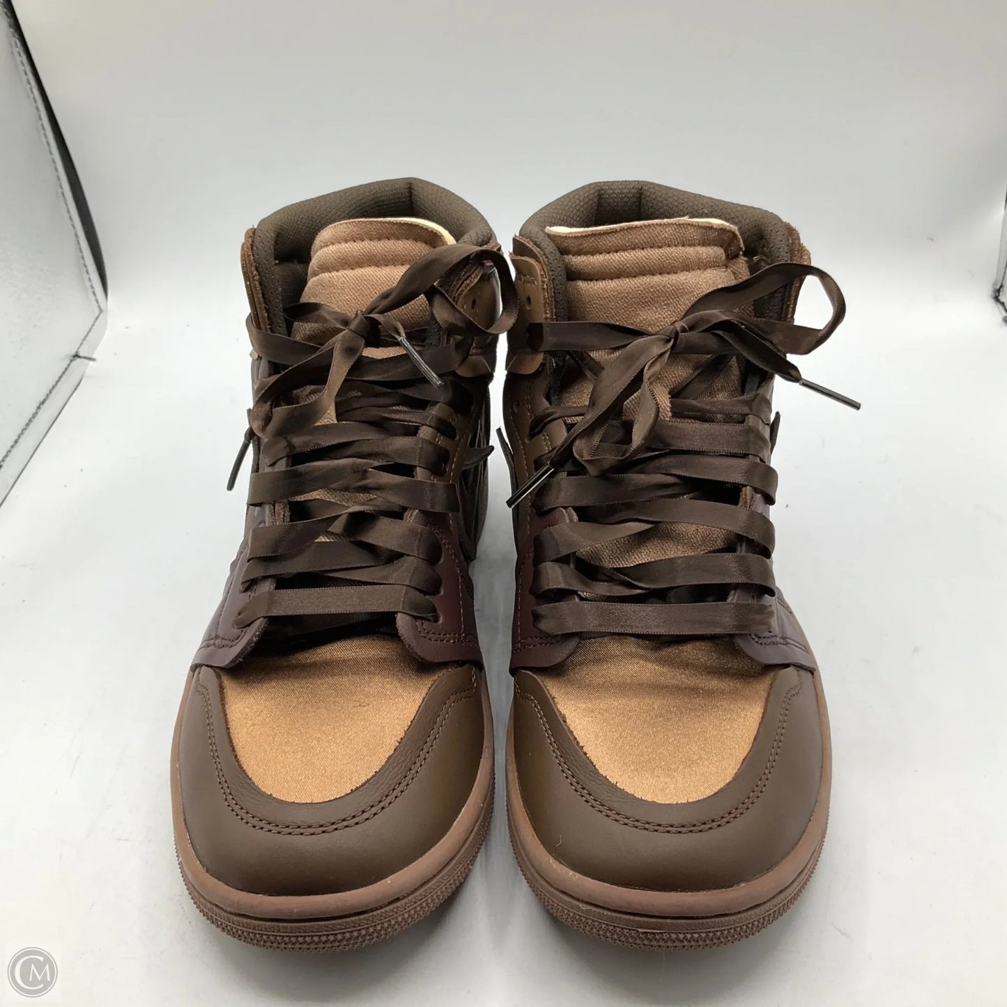 Shoes Sneakers By Nike In Brown, Size: 8