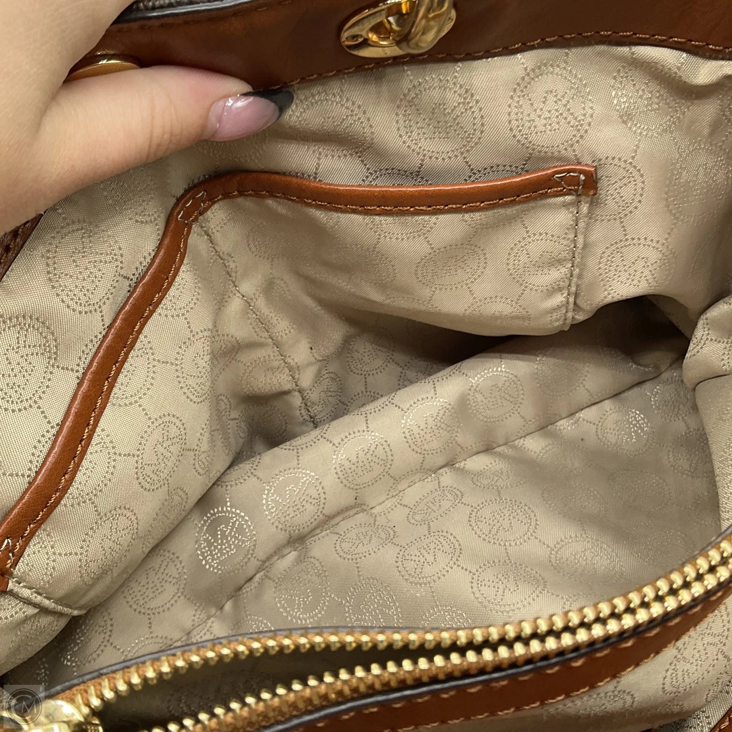 Handbag Designer By Michael Kors, Size: Medium