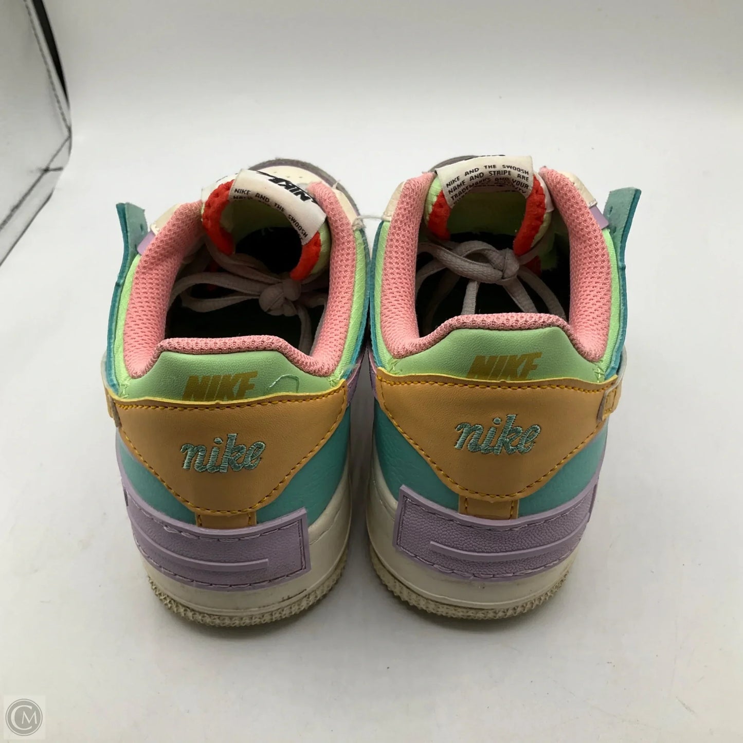 Shoes Sneakers By Nike In Multi-colored, Size: 6