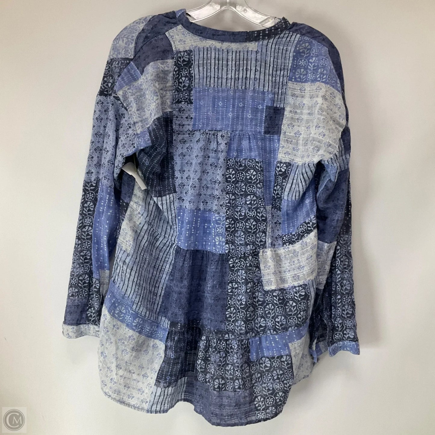 Top Long Sleeve By Pilcro In Blue, Size: Xs