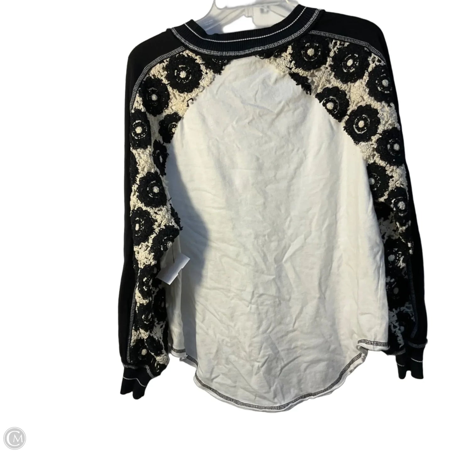 Top Long Sleeve By We The Free In Black & White, Size: Xs