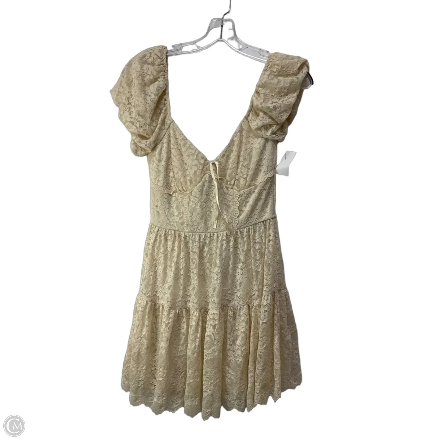 Dress Casual Short By Francesca’s In Cream, Size: Xs