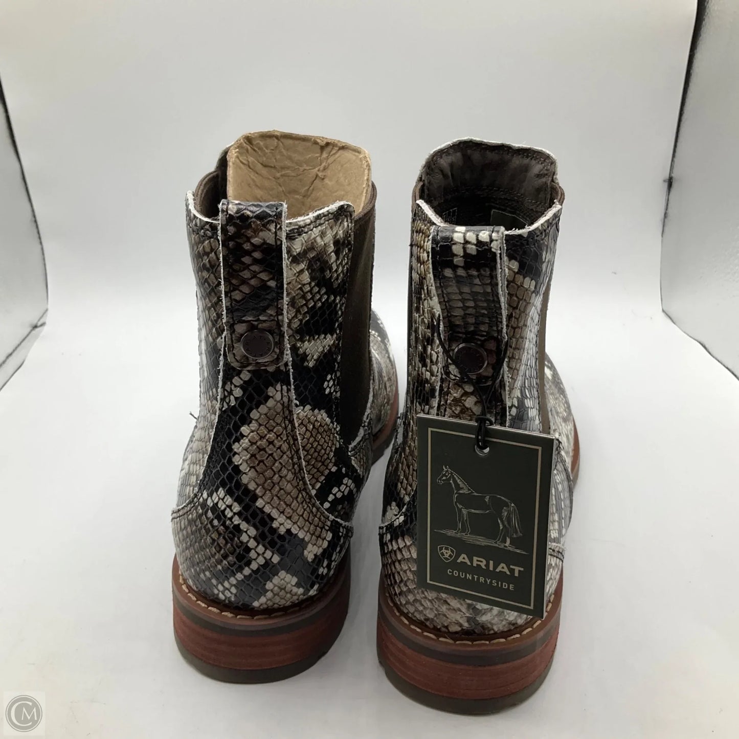 Boots Ankle Flats By Ariat In Snakeskin Print, Size: 11