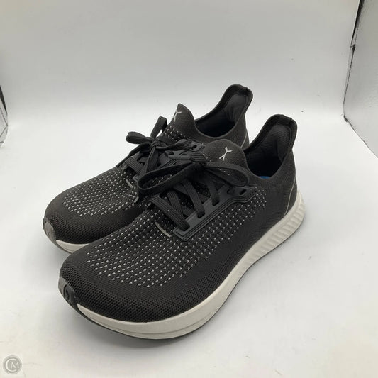 Shoes Athletic By Cma In Black, Size: 7