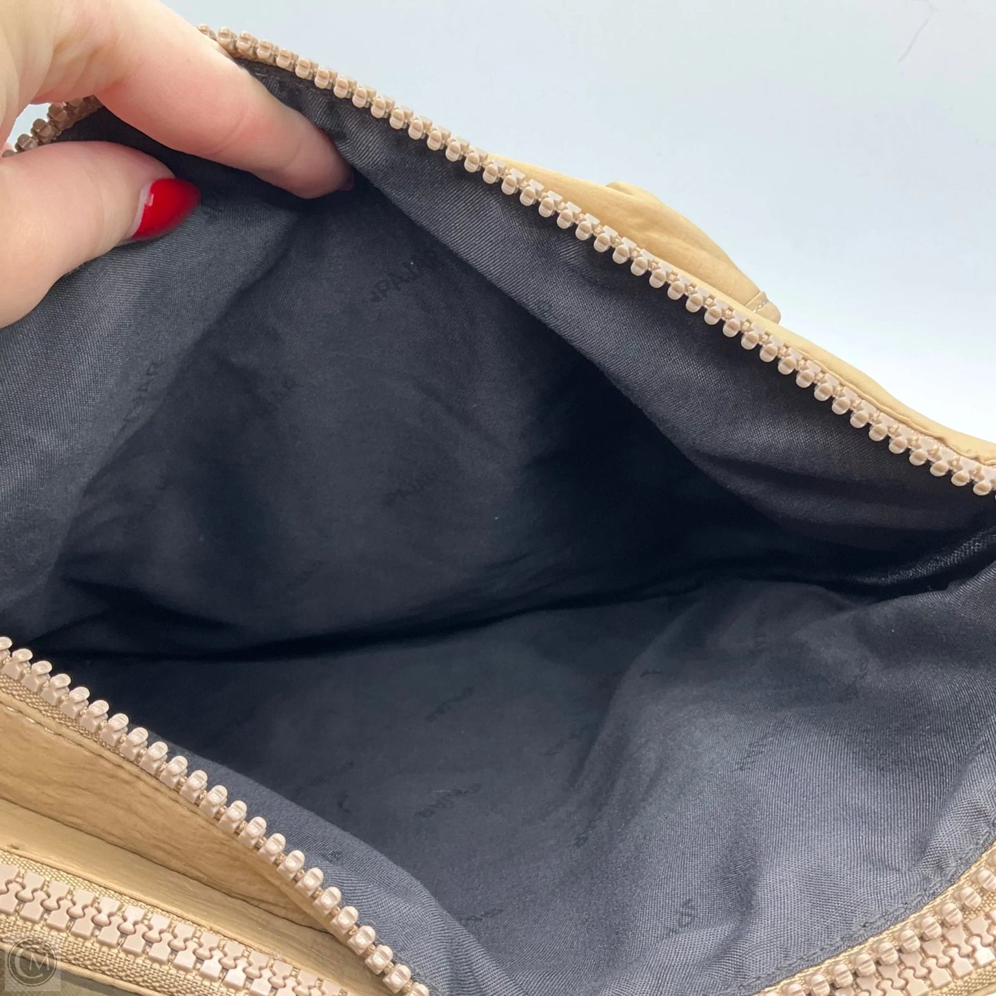 Crossbody By Cmb, Size: Medium