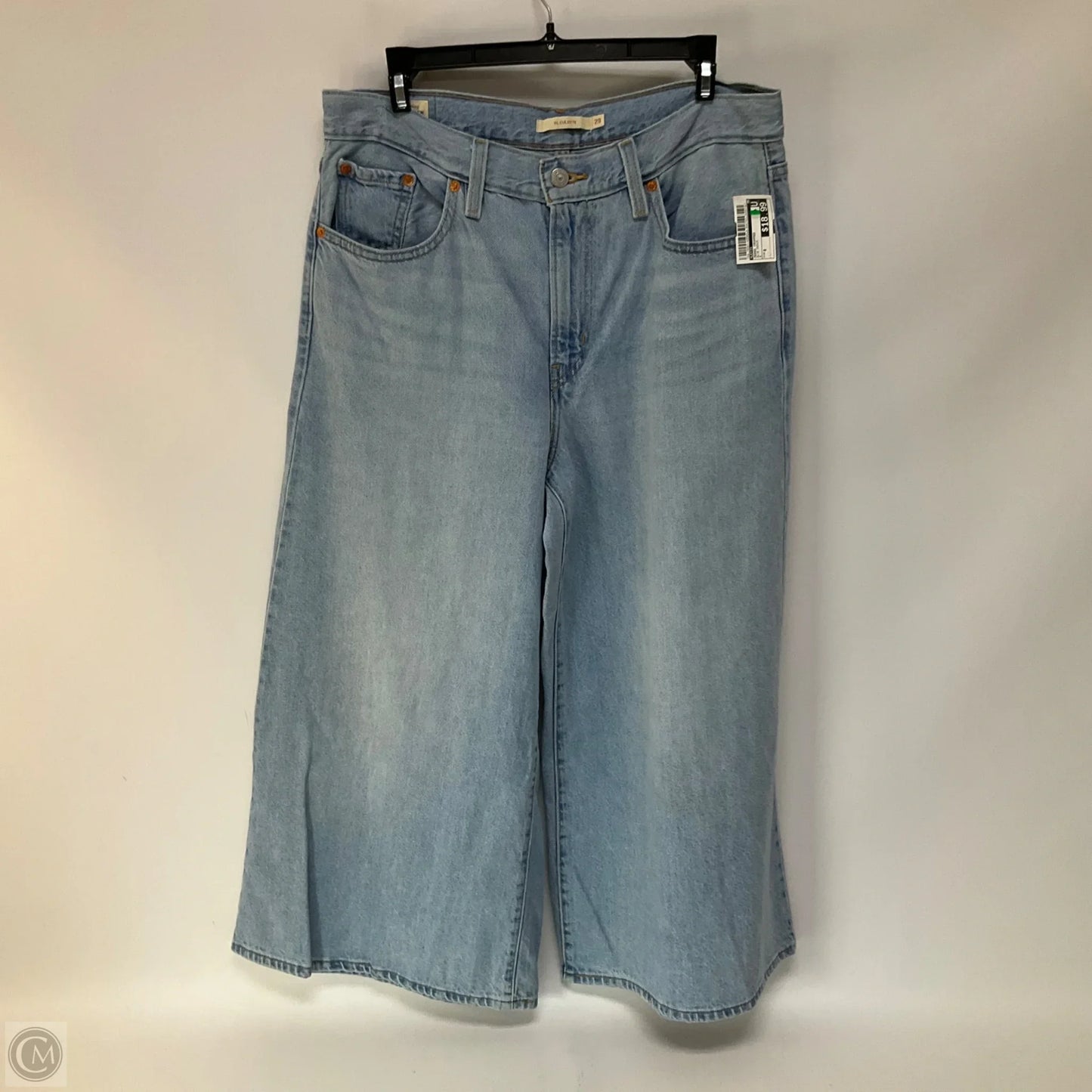 Jeans Cropped By Levis In Blue Denim, Size: 8