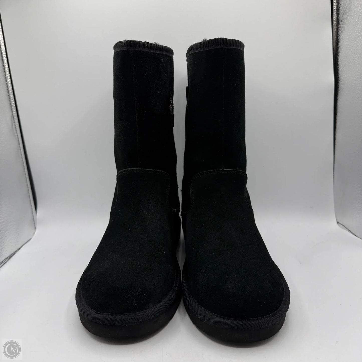Boots Designer By Ugg In Black, Size: 7