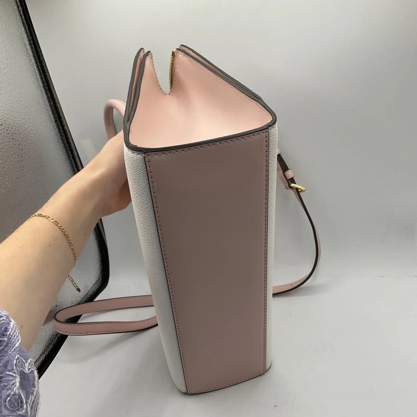 Handbag Designer By Michael Kors, Size: Medium