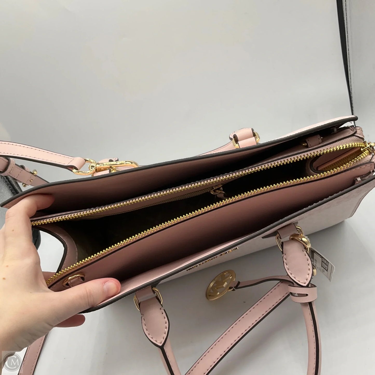 Handbag Designer By Michael Kors, Size: Medium