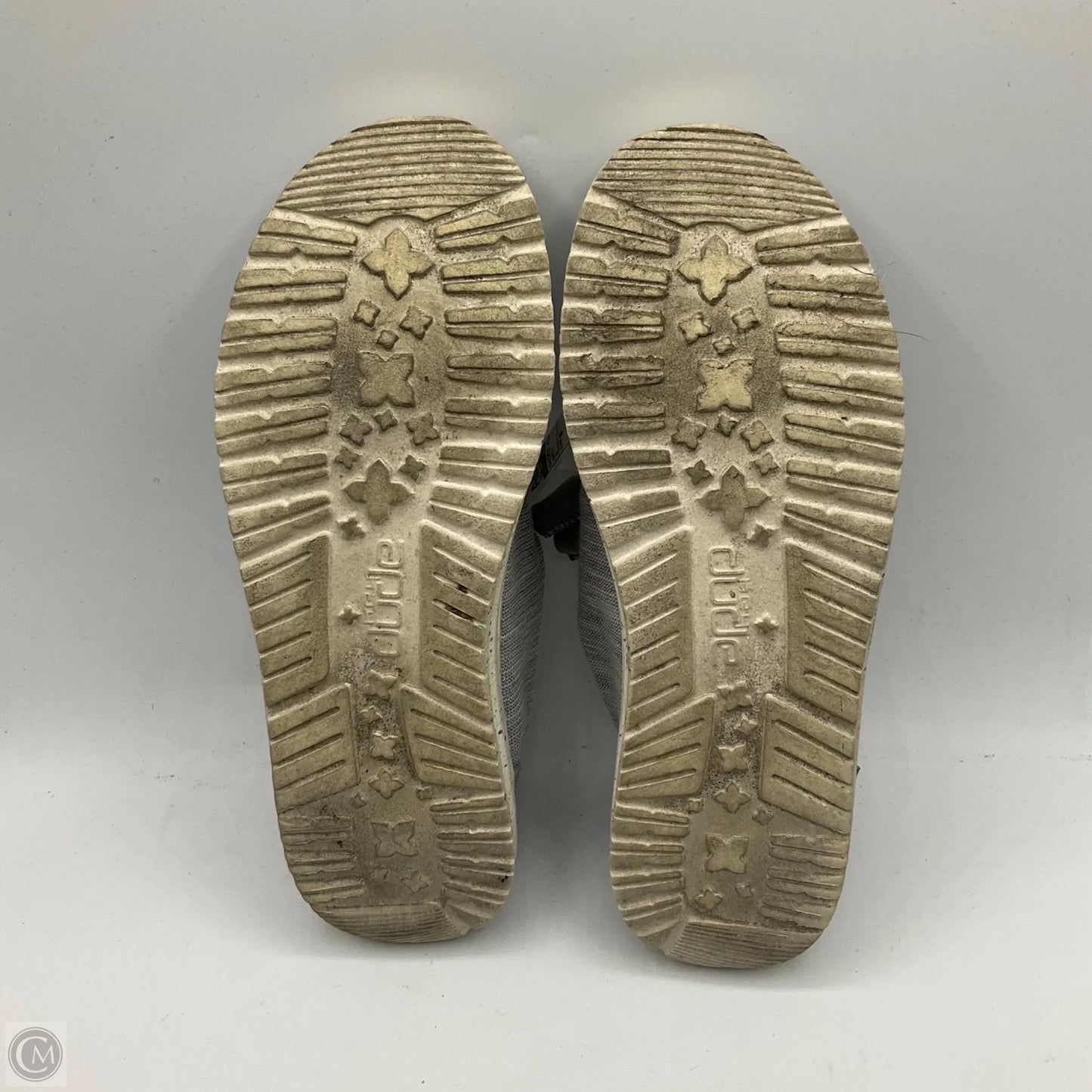Shoes Flats By Hey Dude In Grey, Size: 6