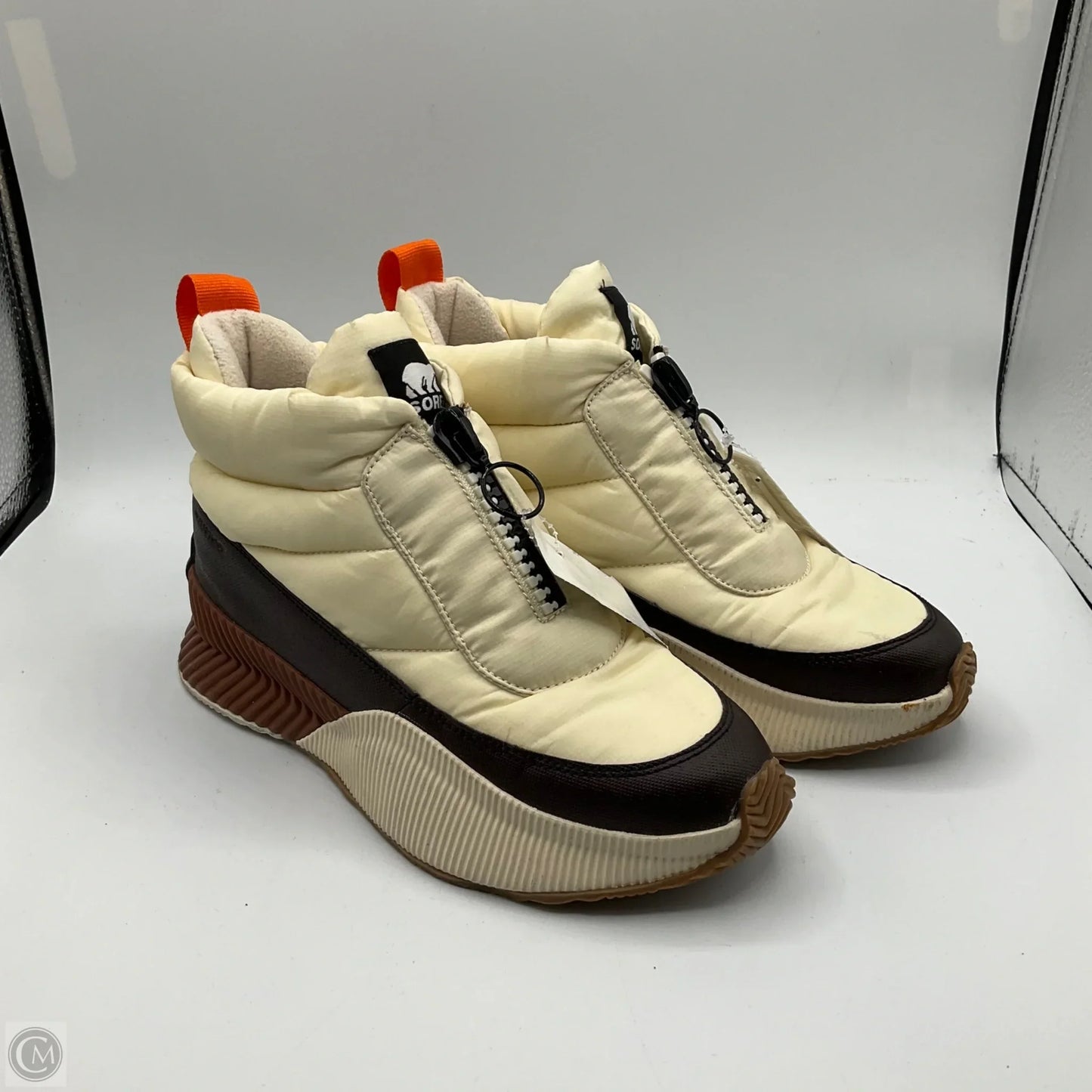 Boots Snow By Sorel In Brown & Cream, Size: 6