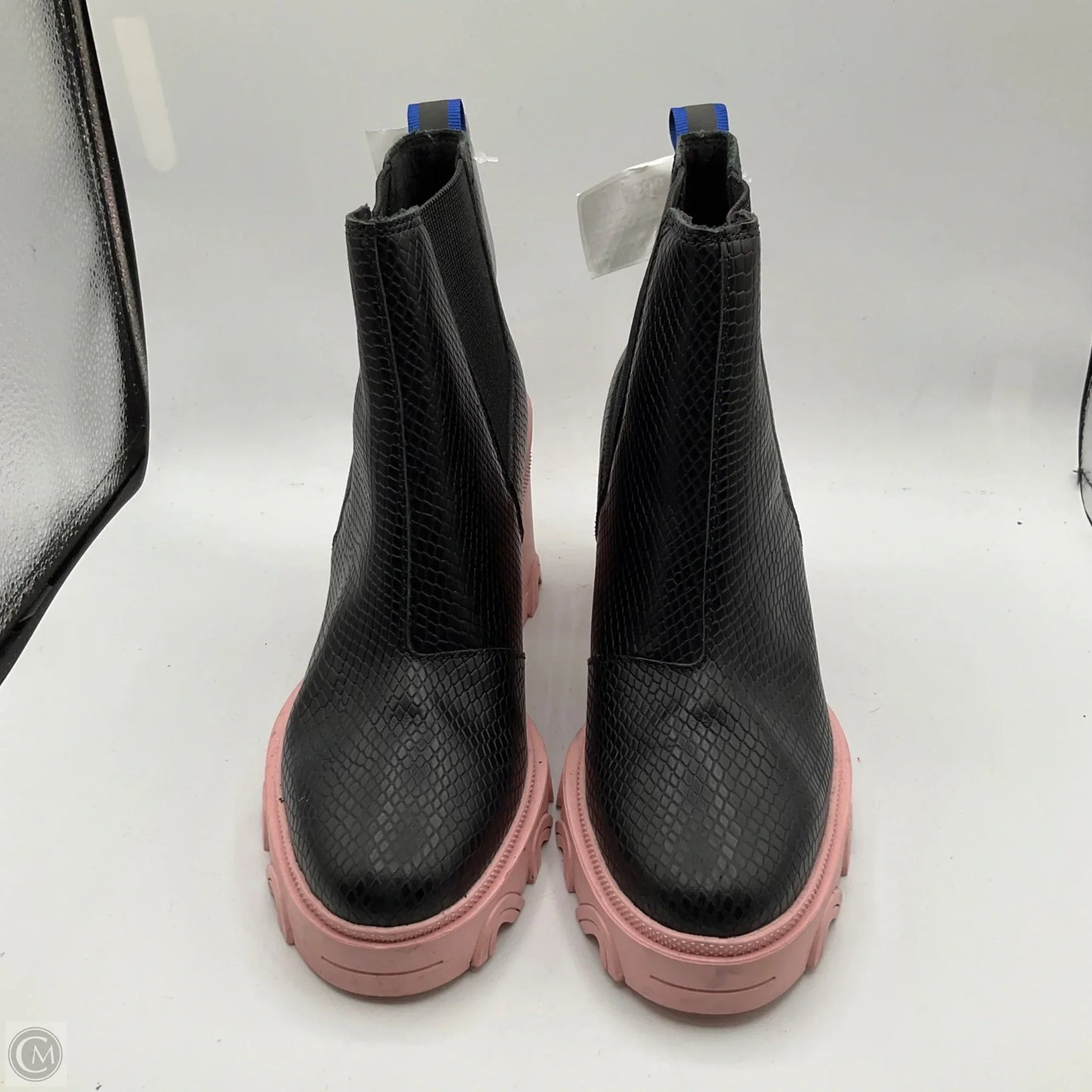 Boots Ankle Heels By Sorel In Black & Pink, Size: 8.5