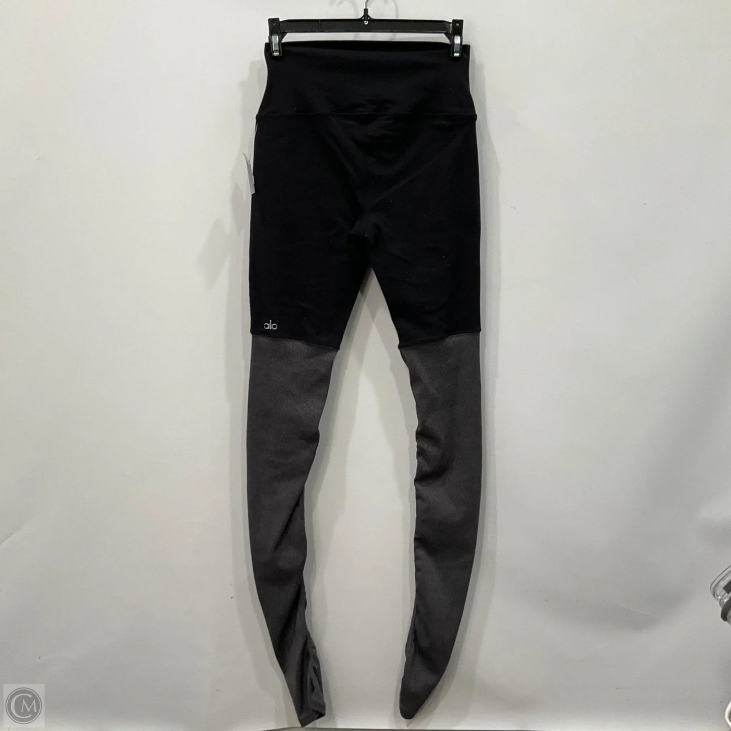 Athletic Leggings By Alo In Black & Grey, Size: S