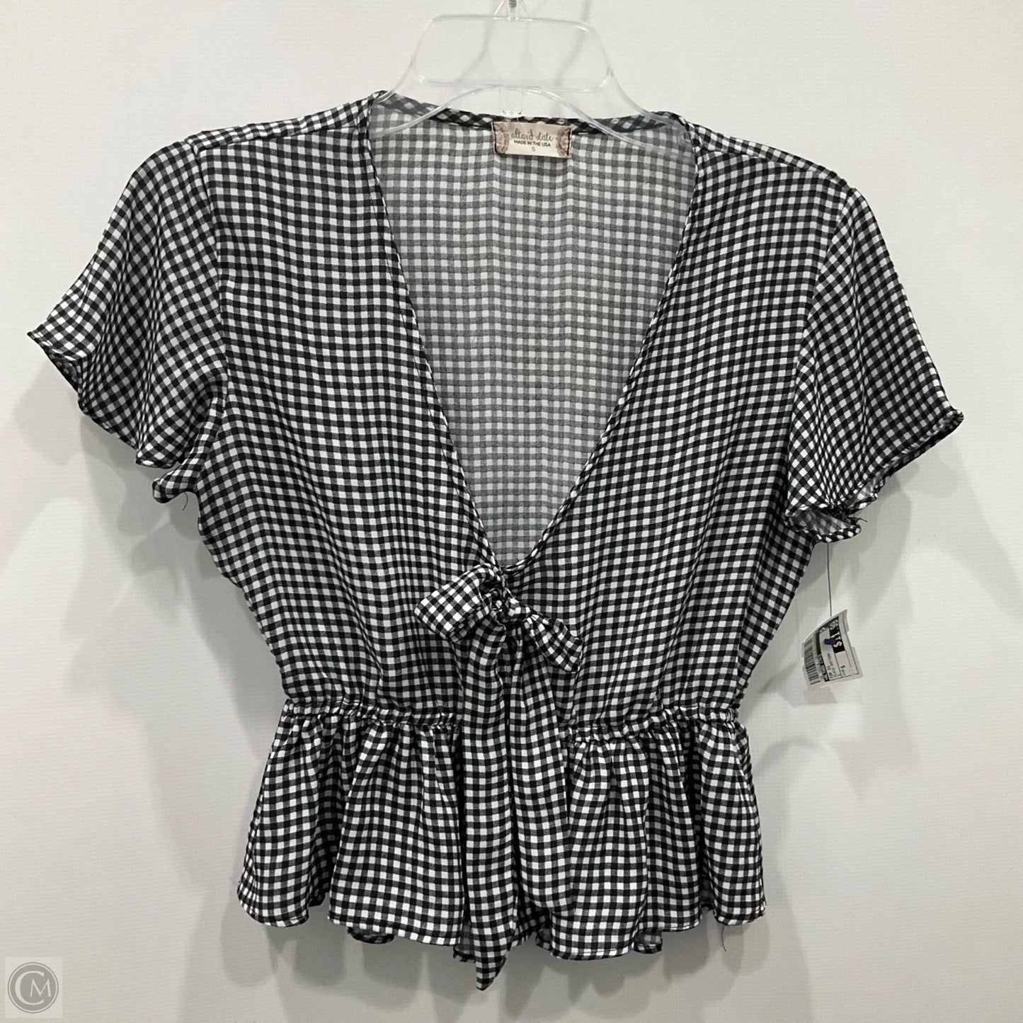 Top Short Sleeve By Altard State In Plaid Pattern, Size: S