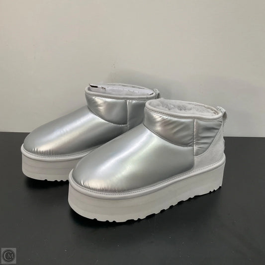Boots Designer By Ugg In Silver, Size: 8