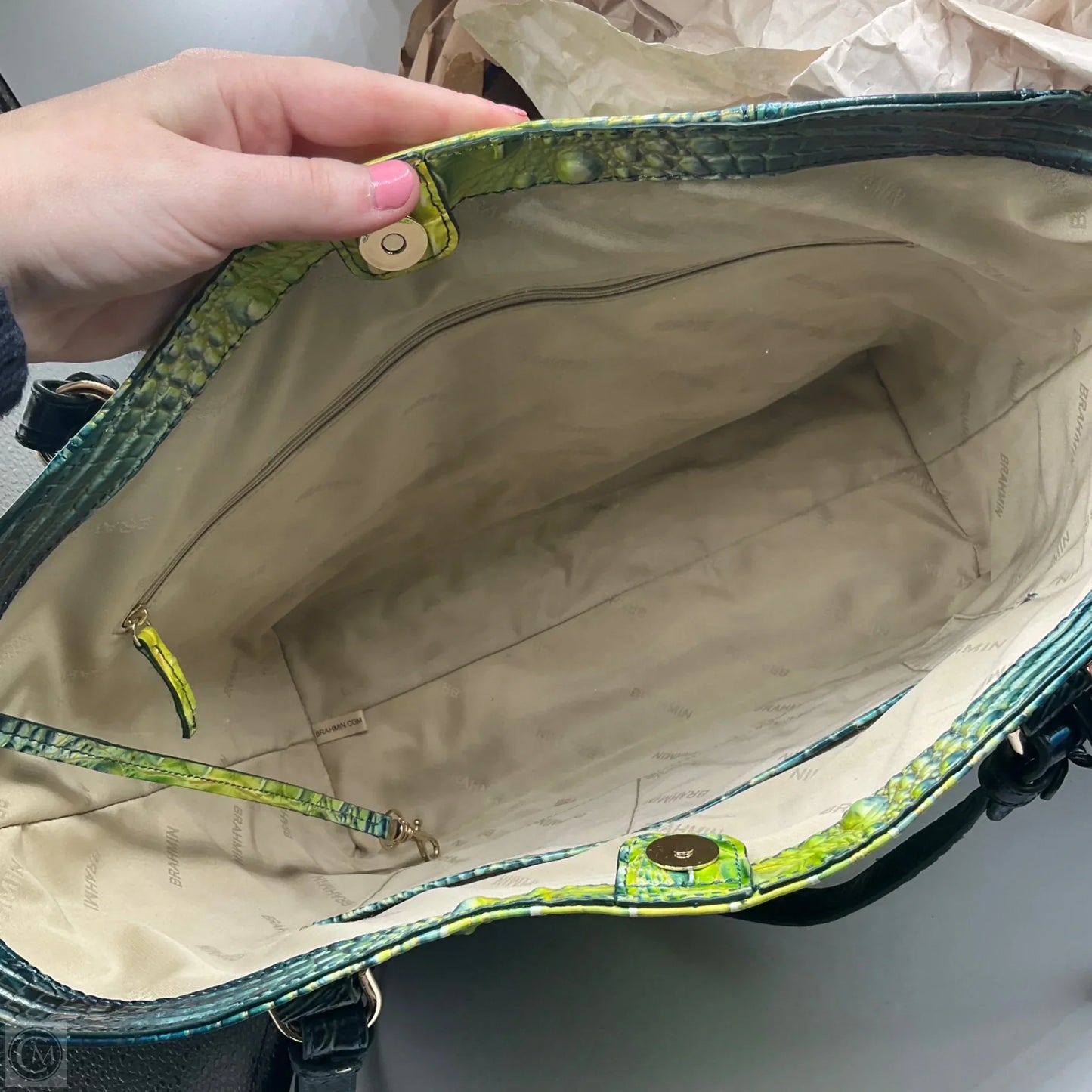 Handbag Designer By Brahmin, Size: Large