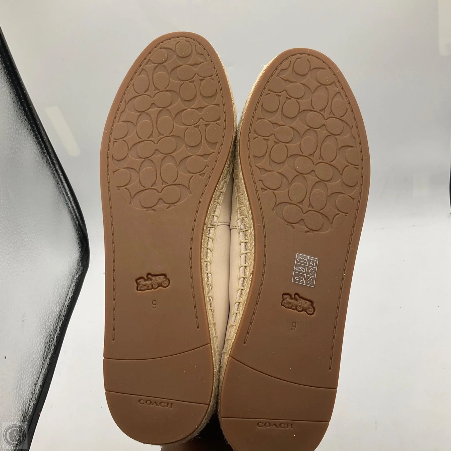 Shoes Designer By Coach In Cream, Size: 9