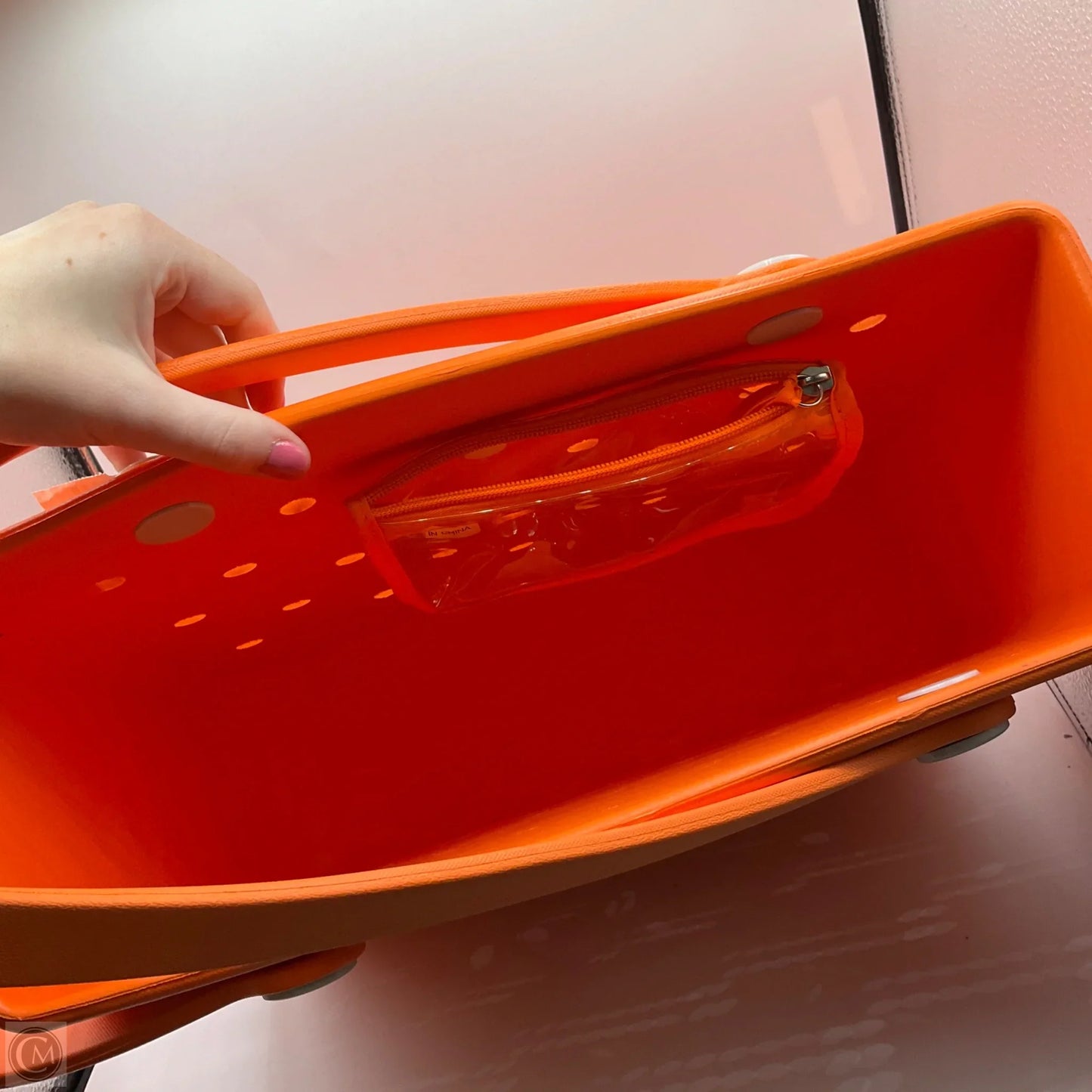 Tote By Clothes Mentor, Size: Large