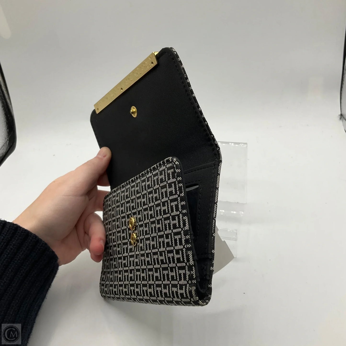 Wallet By Tommy Hilfiger, Size: Medium