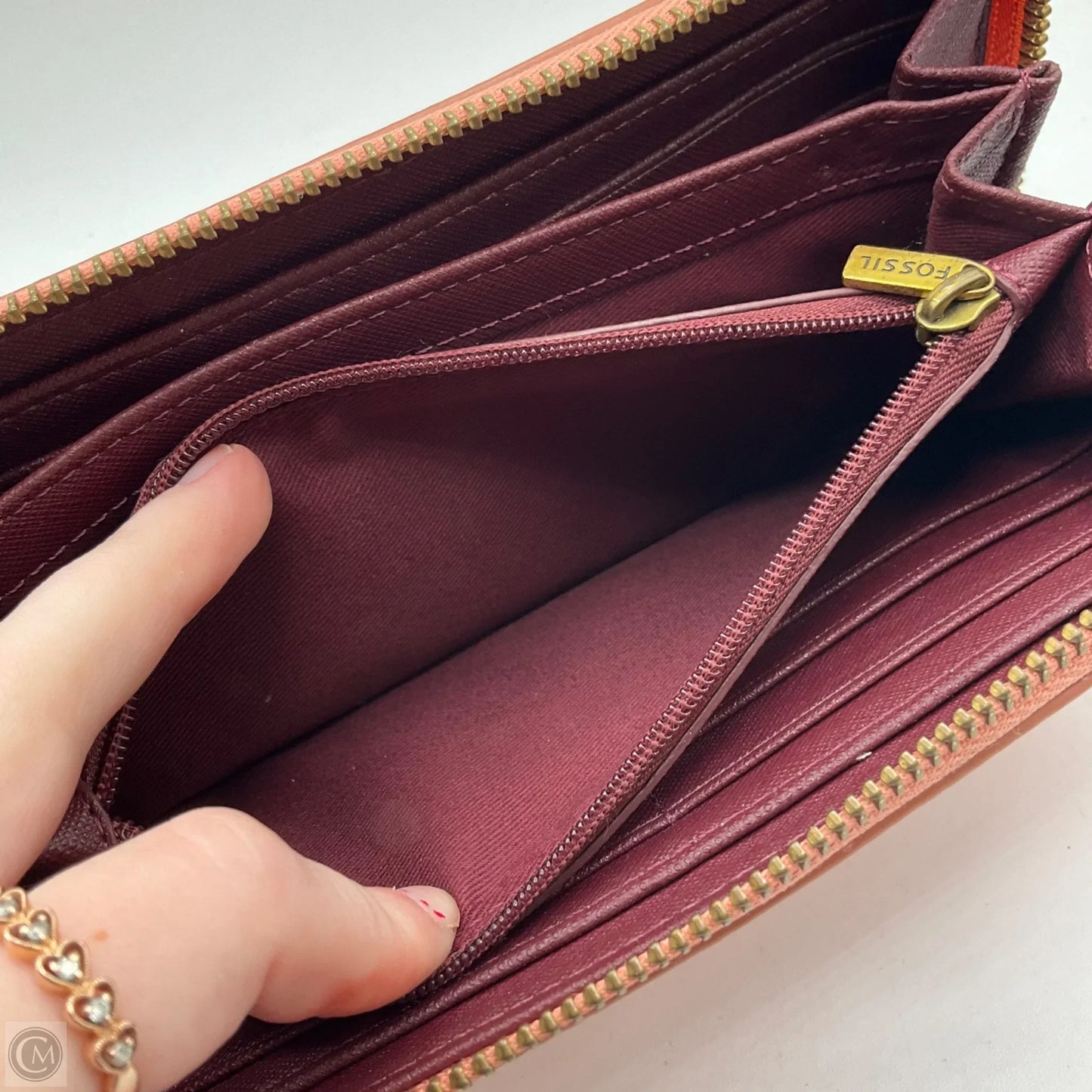 Wallet By Fossil, Size: Large