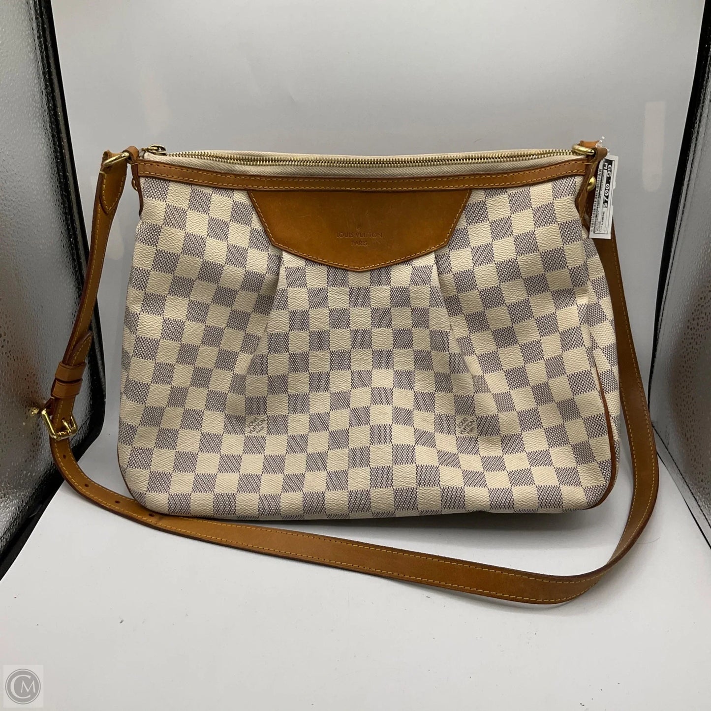 Crossbody Luxury Designer By Louis Vuitton, Size: Large