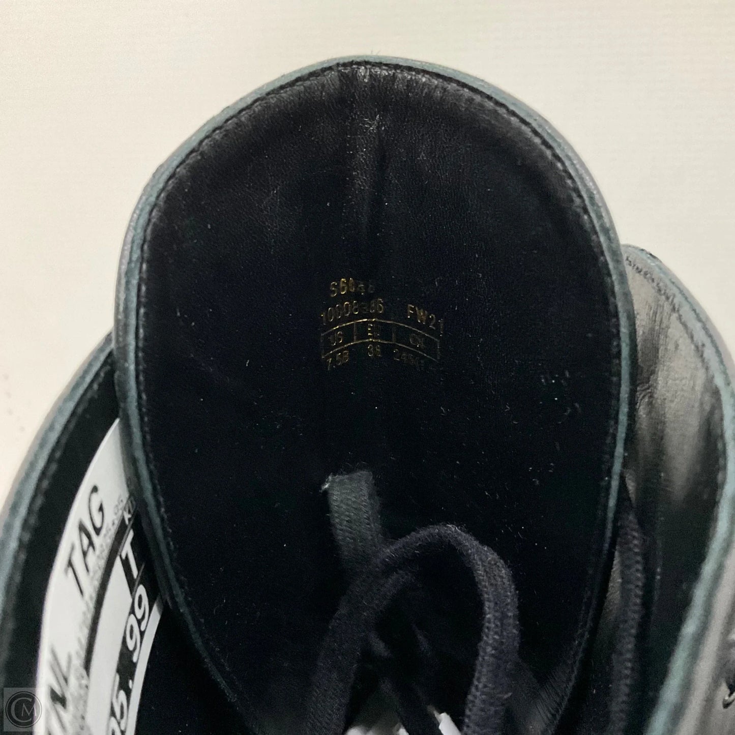 Boots Designer By Stuart Weitzman In Black, Size: 7.5