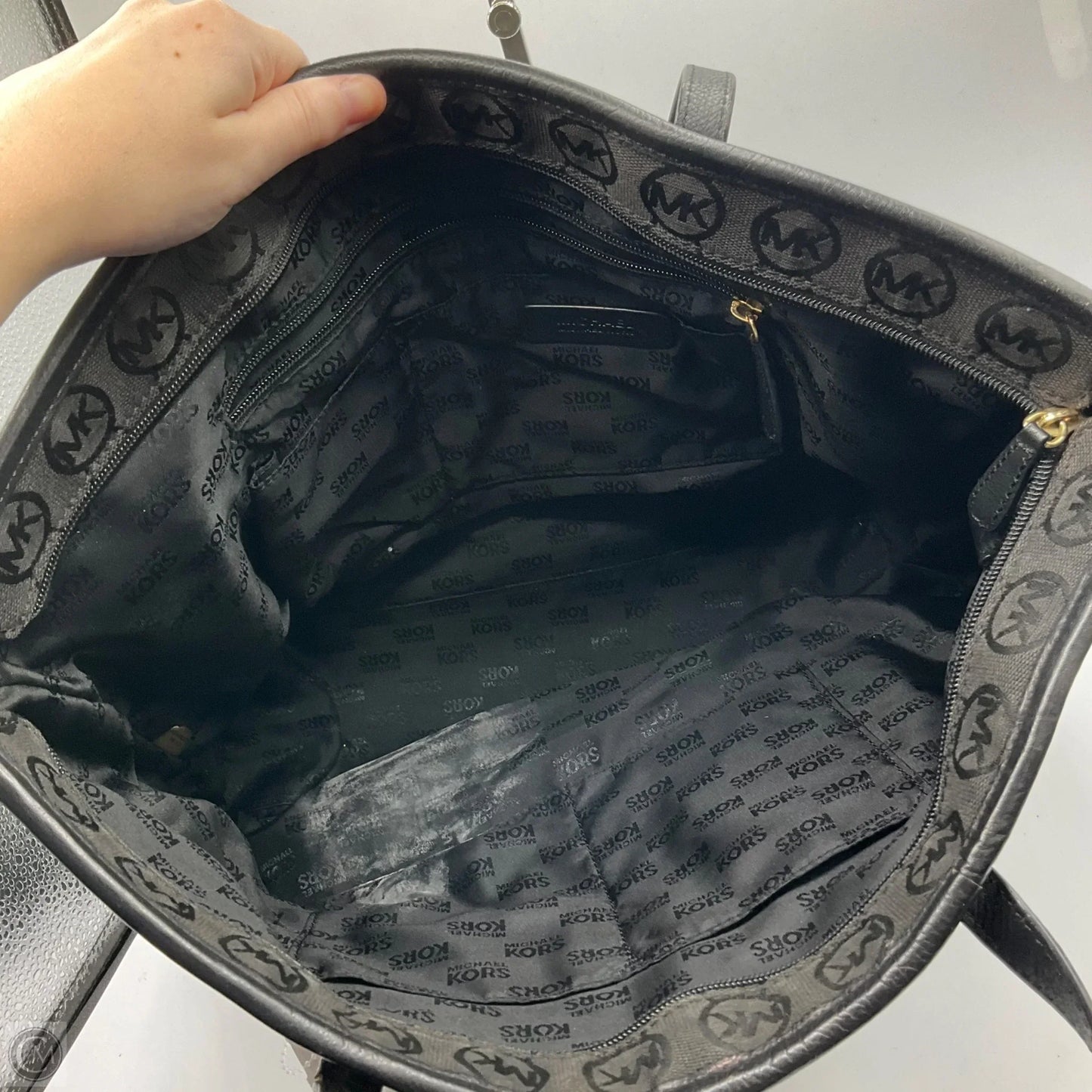 Handbag Designer By Michael Kors, Size: Large