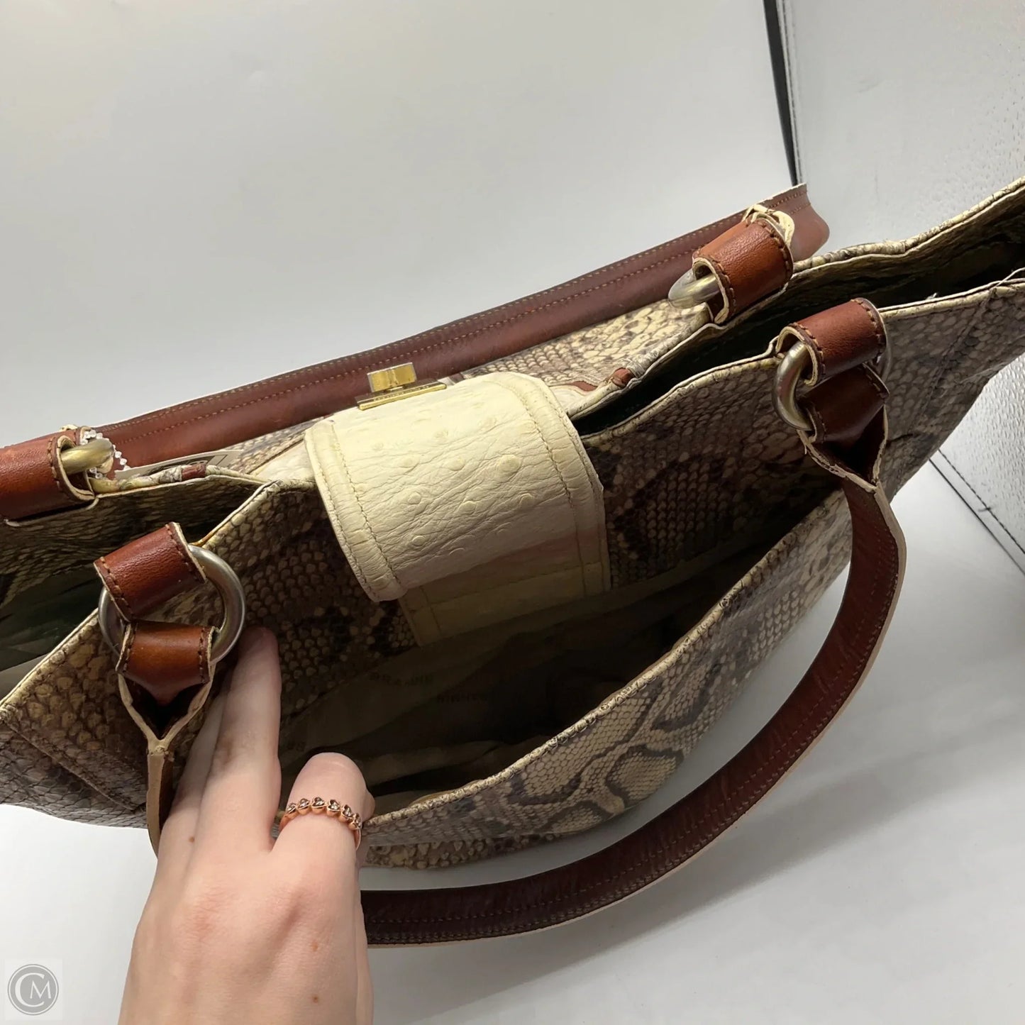 Handbag Designer By Brahmin, Size: Medium