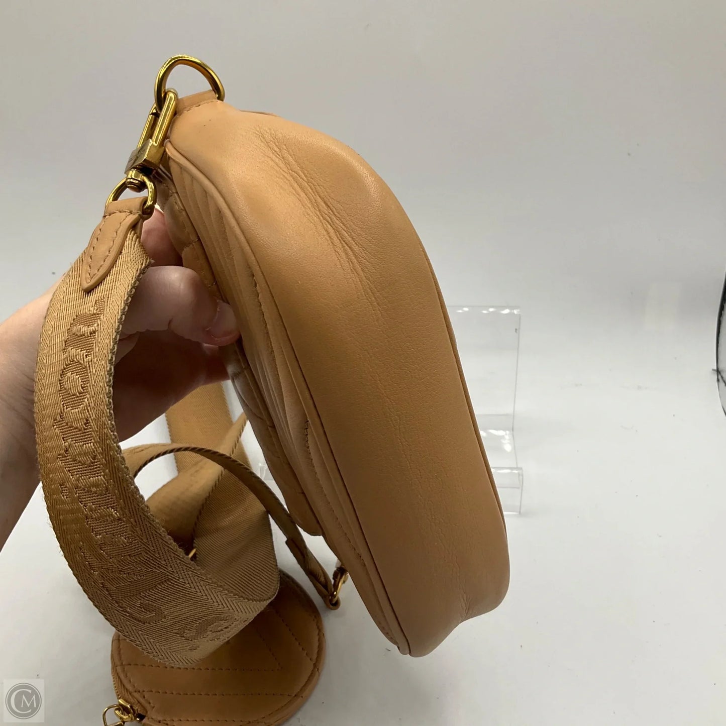 Crossbody Luxury Designer By Louis Vuitton, Size: Small