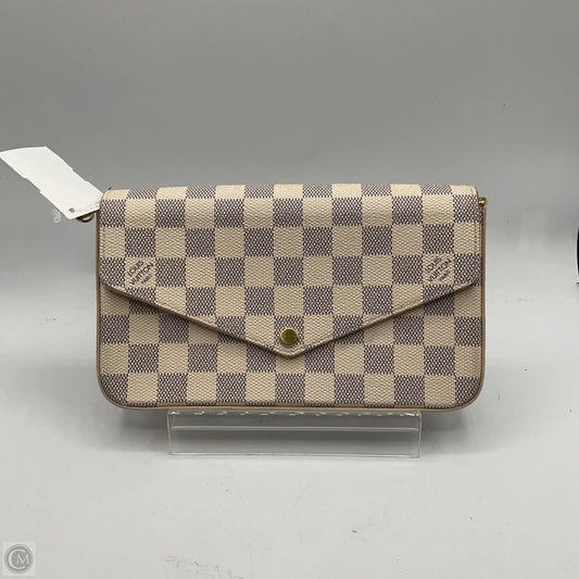 Crossbody Luxury Designer By Louis Vuitton, Size: Small
