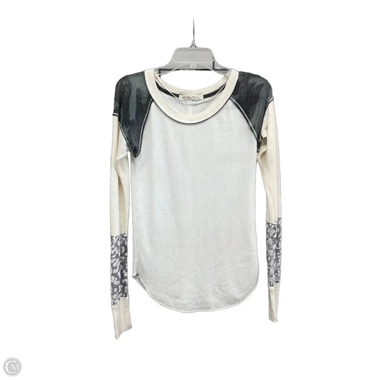 Top Long Sleeve By We The Free In White, Size: M