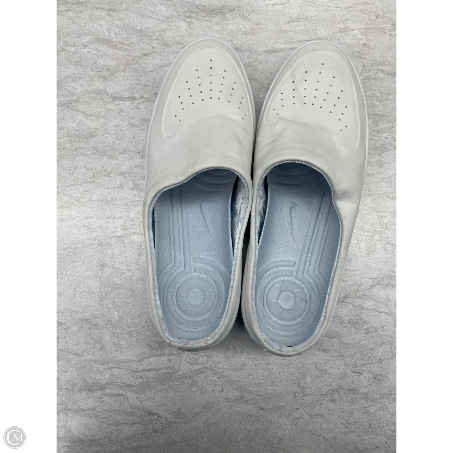 Shoes Athletic By Nike In White, Size: 9.5