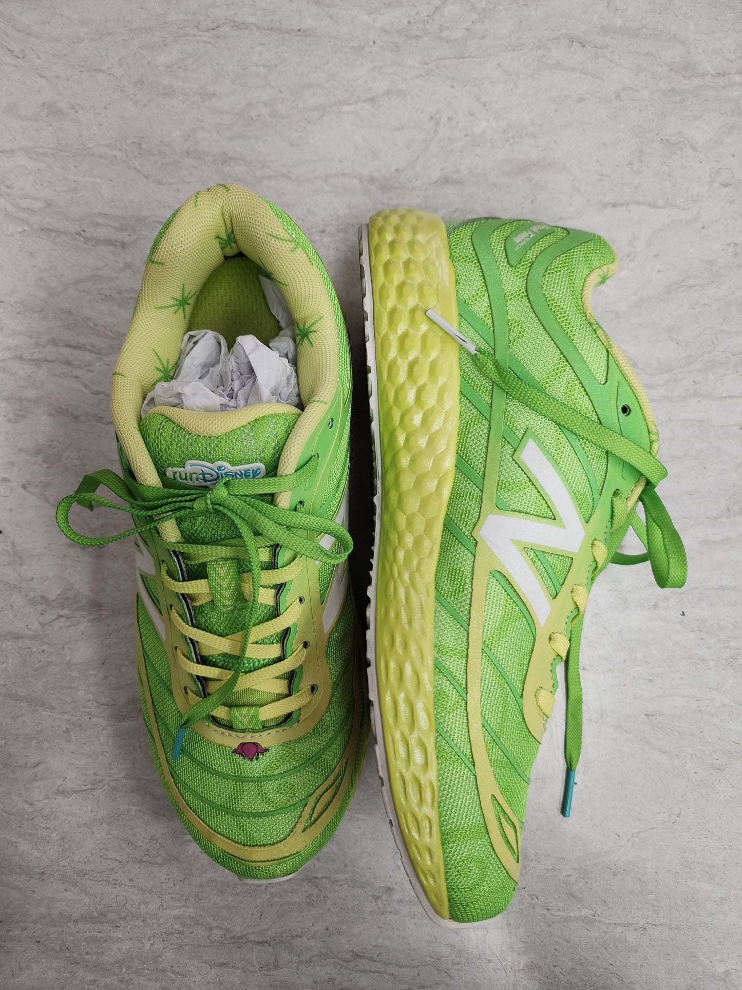 Shoes Athletic By Walt Disney  Size: 5