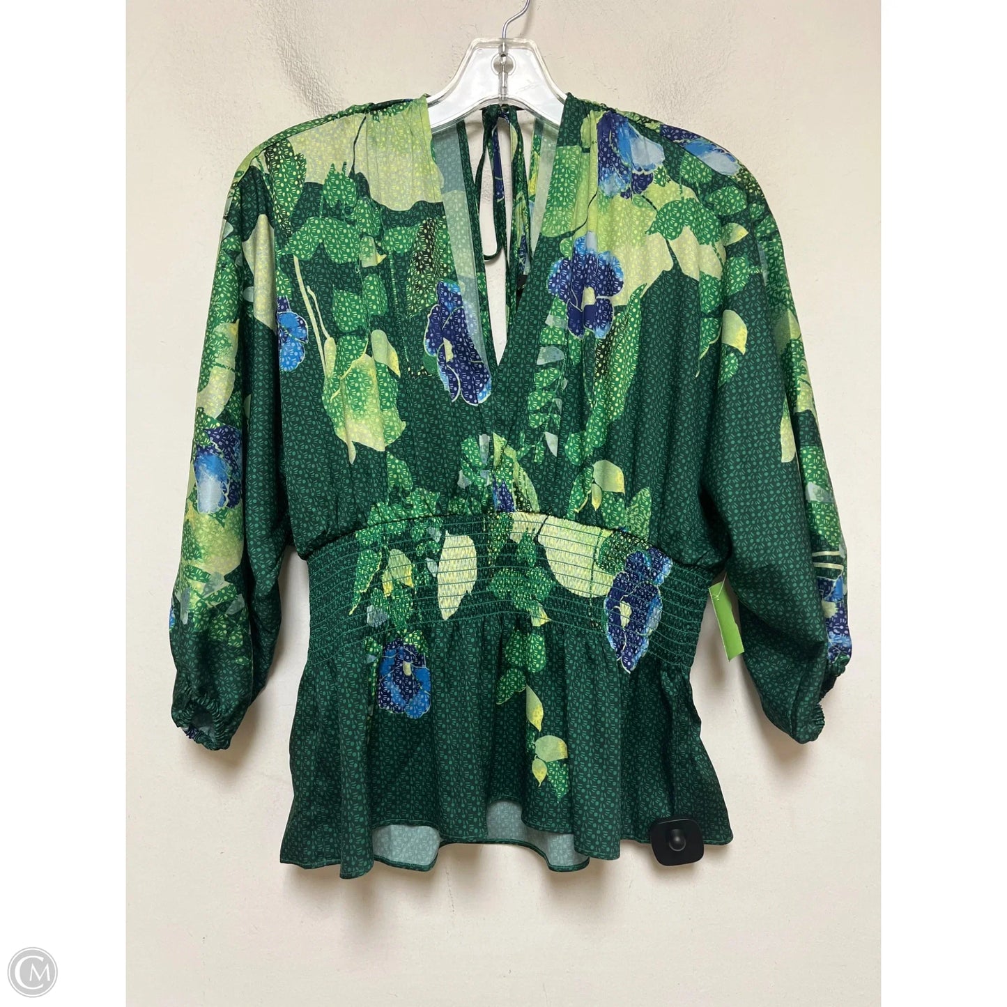 Top Short Sleeve By White House Black Market In Green, Size: S