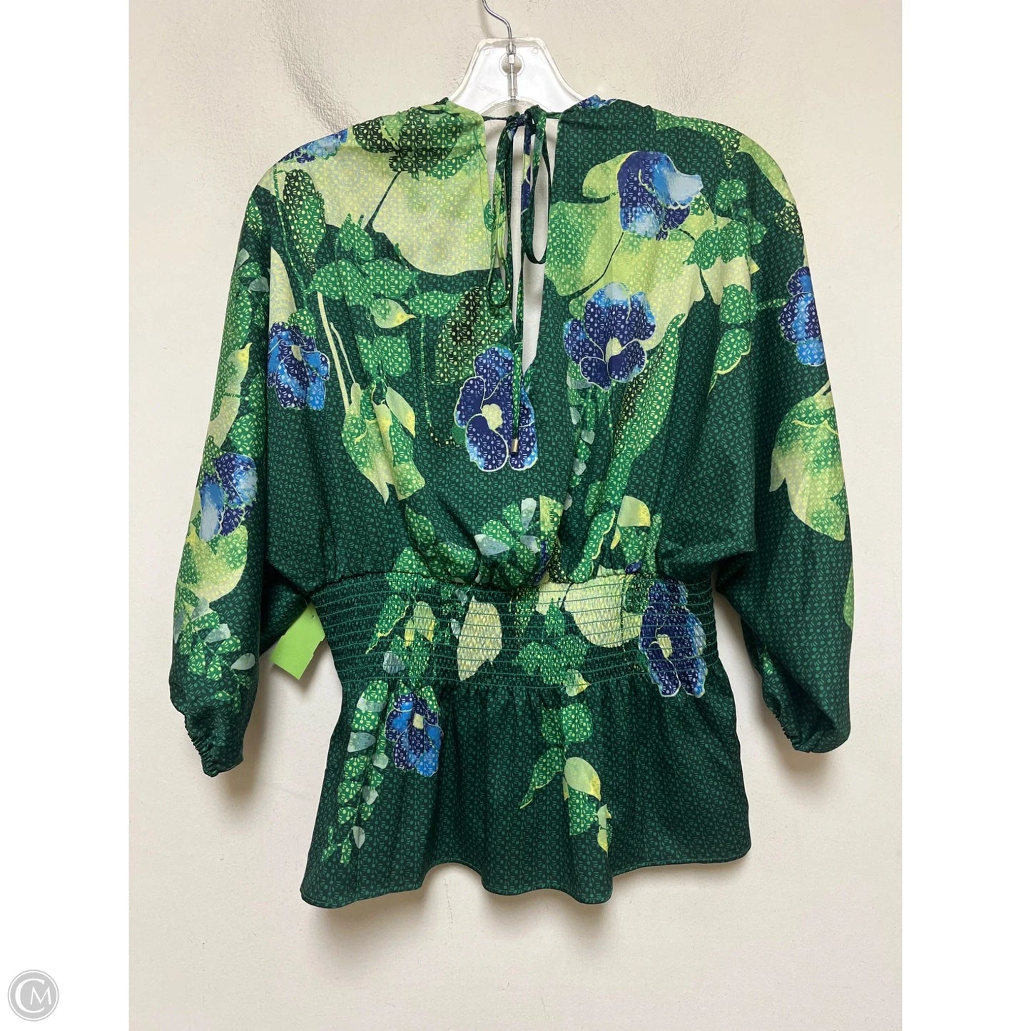 Top Short Sleeve By White House Black Market In Green, Size: S