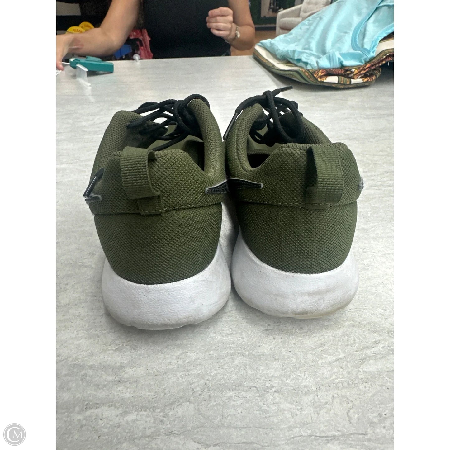 Shoes Athletic By Nike In Green, Size: 8.5