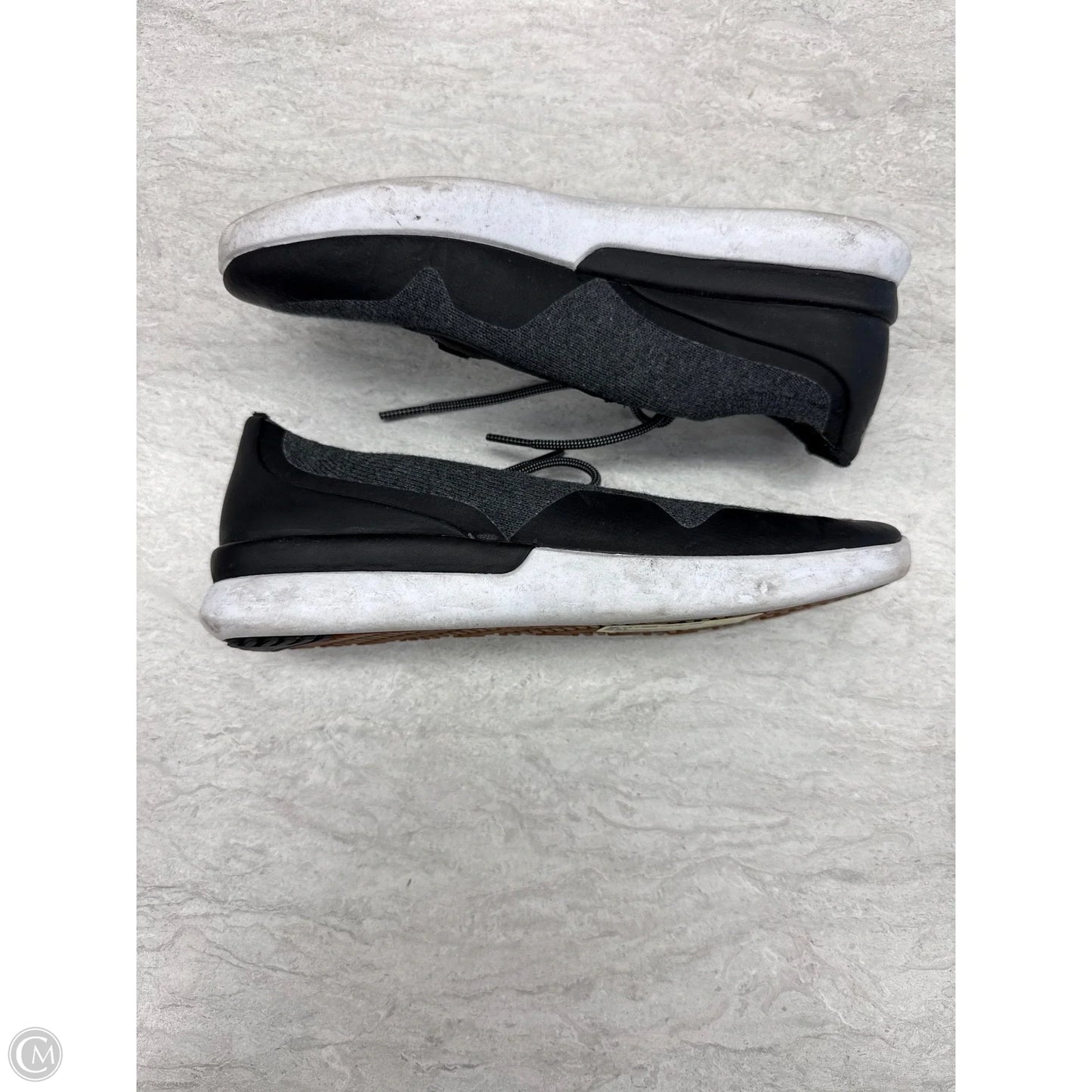 Shoes Sneakers By Under Armour In Black, Size: 7.5
