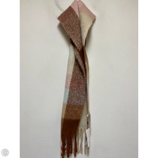 Scarf Winter By Clothes Mentor In Multi-colored