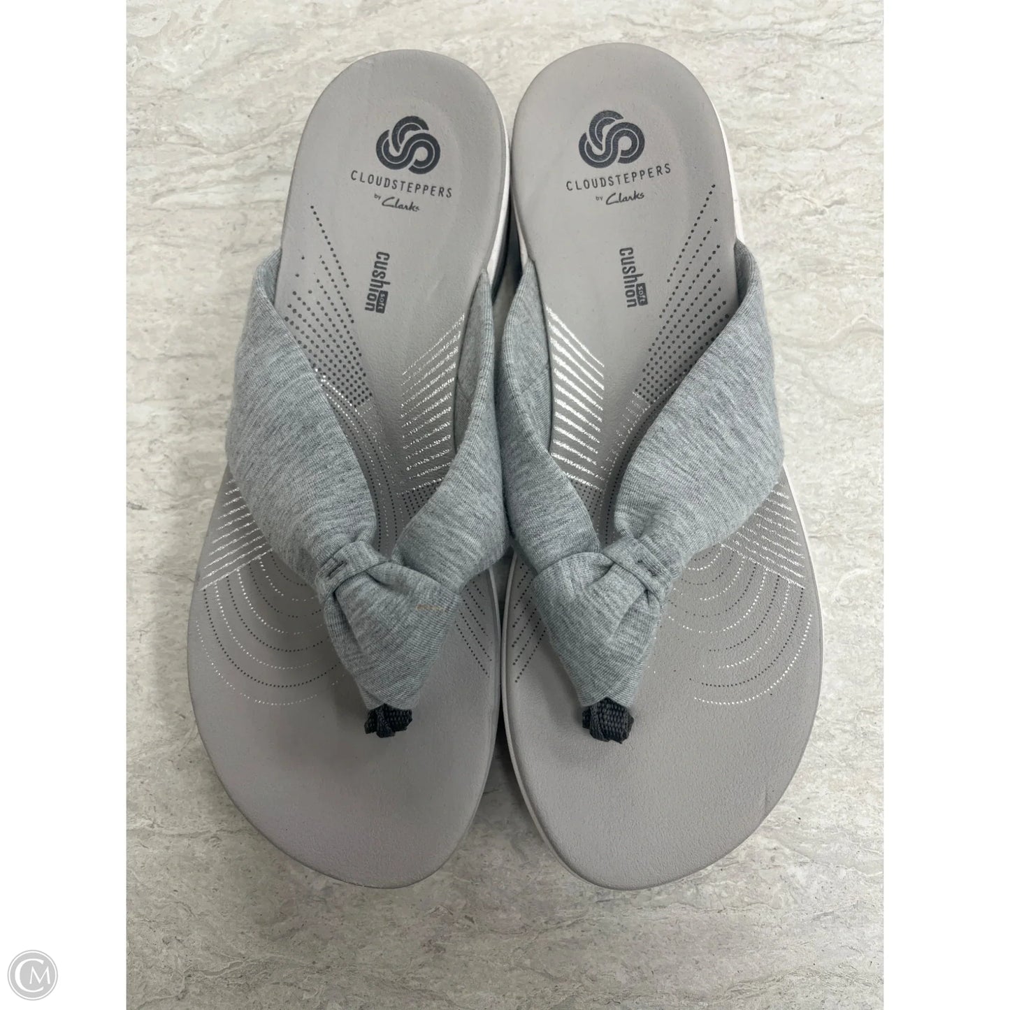 Sandals Flats By Clarks In Grey, Size: 7