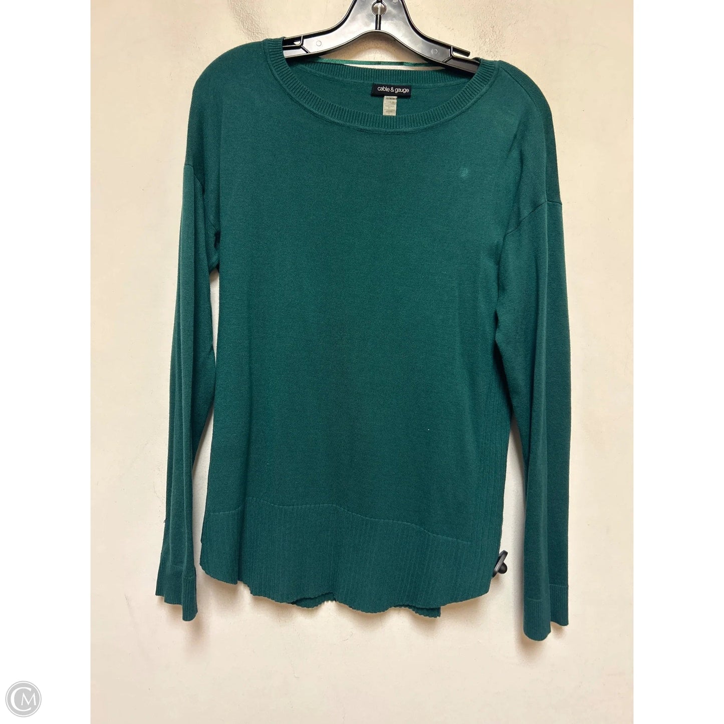 Top Long Sleeve By Cable And Gauge In Green, Size: M