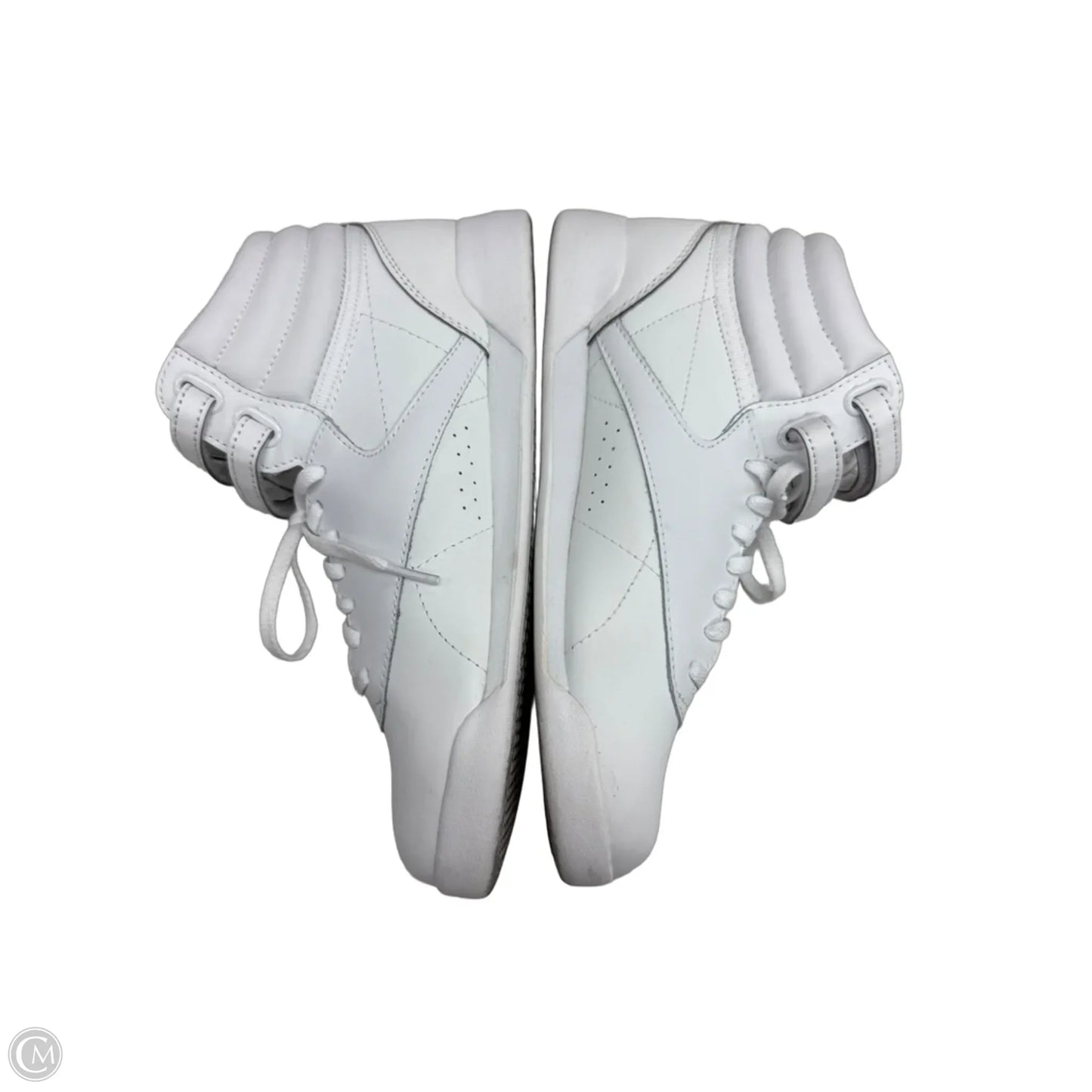 Shoes Sneakers By Reebok In White, Size: 5.5