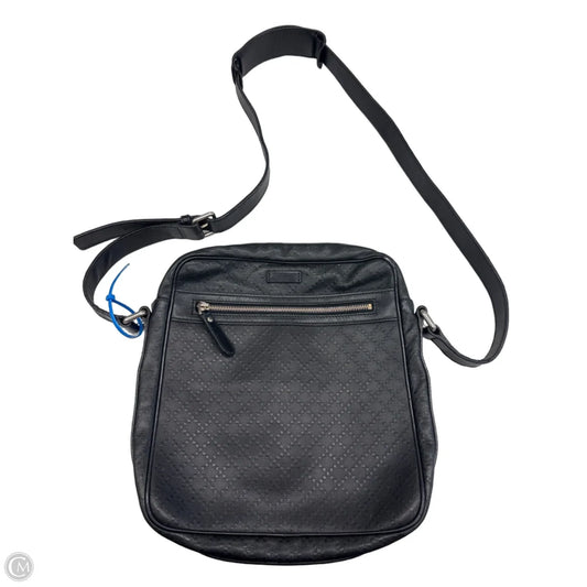 Crossbody Luxury Designer By Gucci, Size: Large
