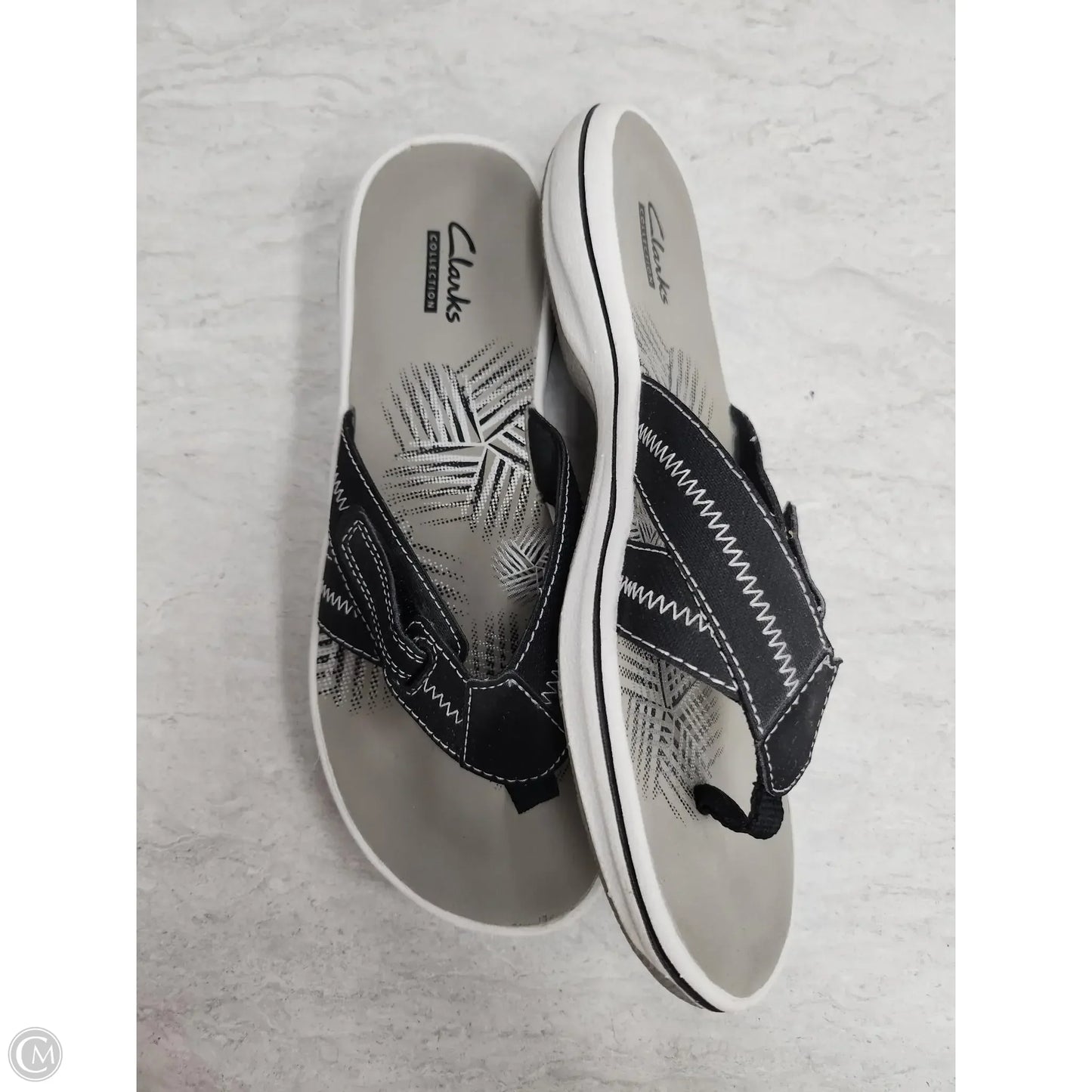 Sandals Flats By Clarks In Black & Grey, Size: 6